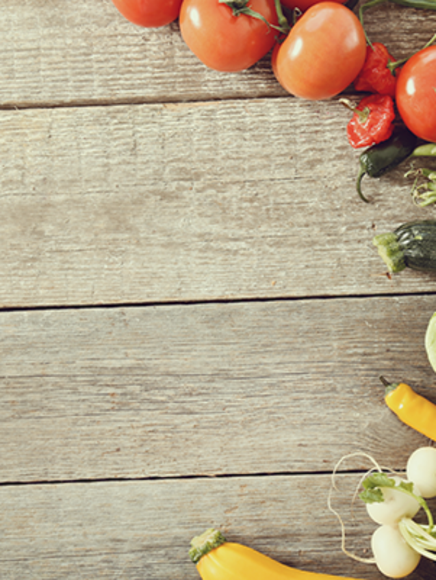 fresh-vegetables-wooden-table